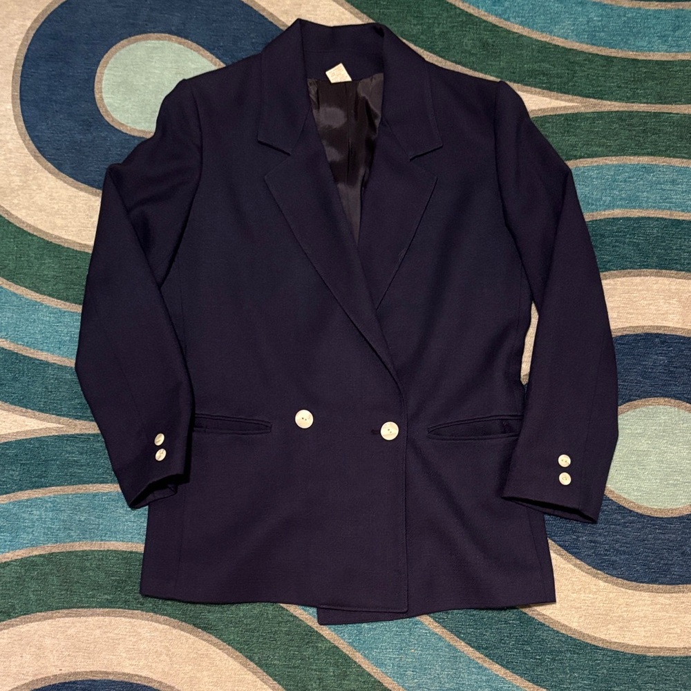 Elegant Navy Women's Blazer